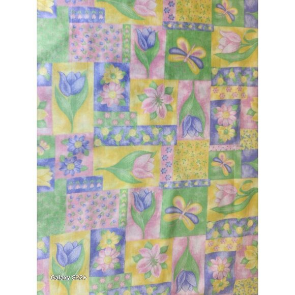 Floral Garden Patchwork Fabric Spring Tulips Daisies & Butterflies Bright Pastel - Picture 5 of 8